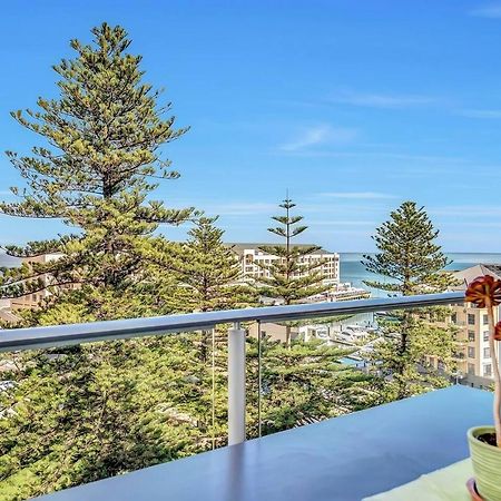 Waterfront Resort-Style Living At Glenelg Beach Аделейд Екстериор снимка