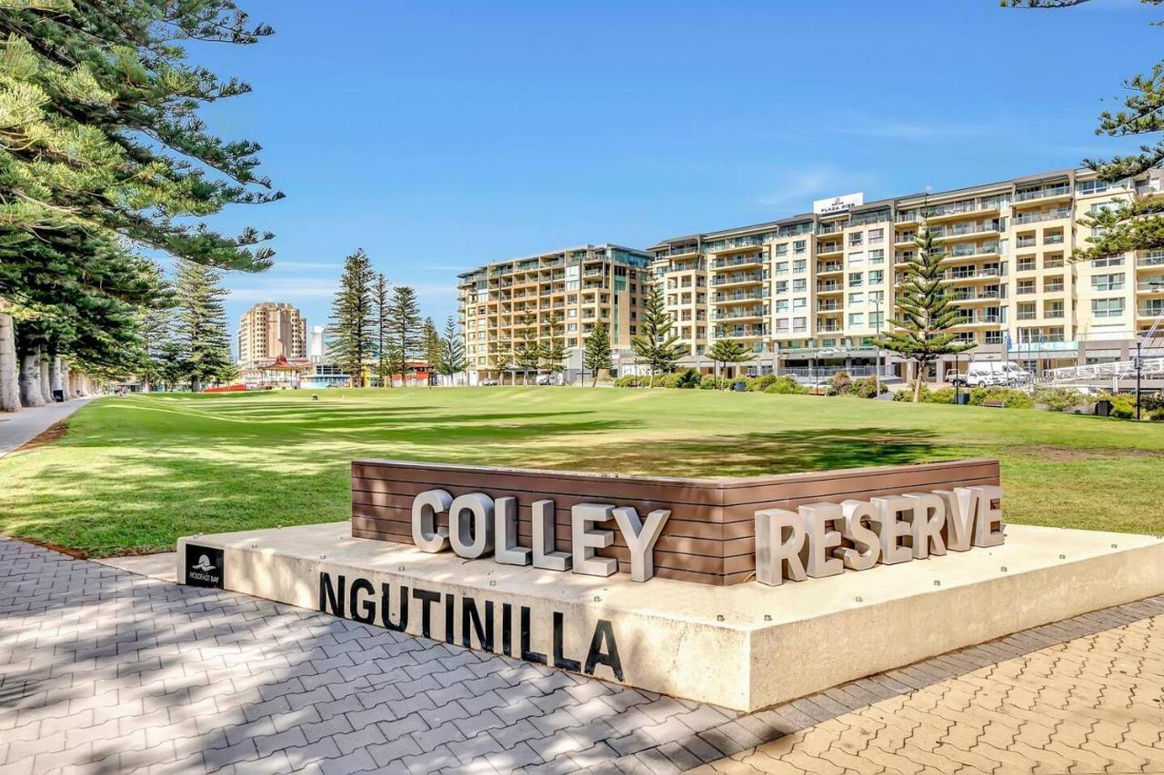 Waterfront Resort-Style Living At Glenelg Beach Аделейд Екстериор снимка